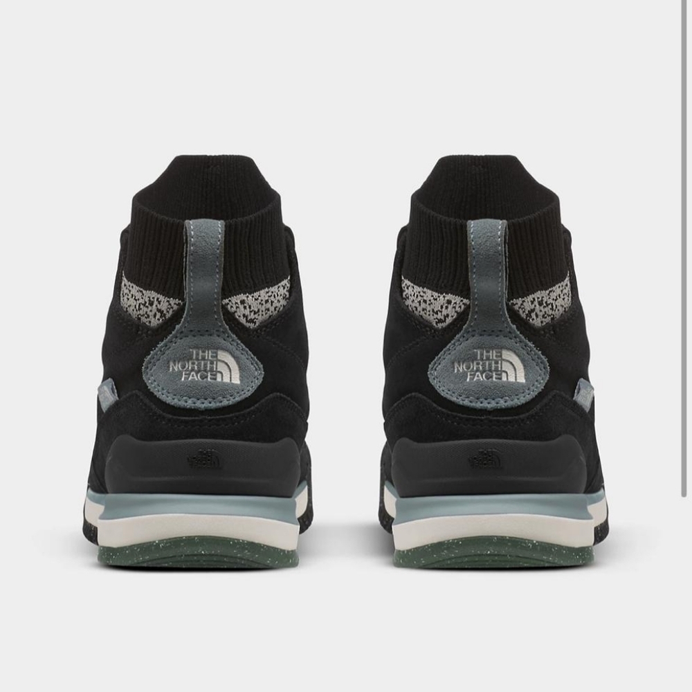 Boot - Picture 2 of 5